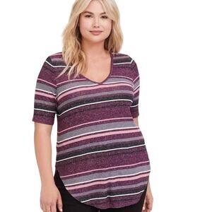 Torrid Womens Top Size 1 1X 14 16 Purple Black Striped Hacci Shirt Tail Hem